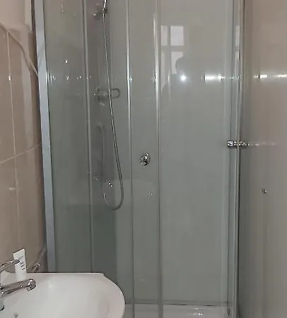 Lägenhet Attila Apartman *